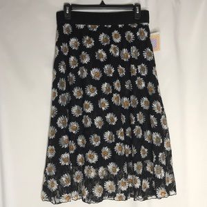 NWT M LuLaRoe Lola skirt